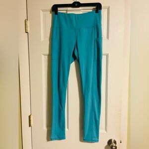 Teal leggings with pockets!